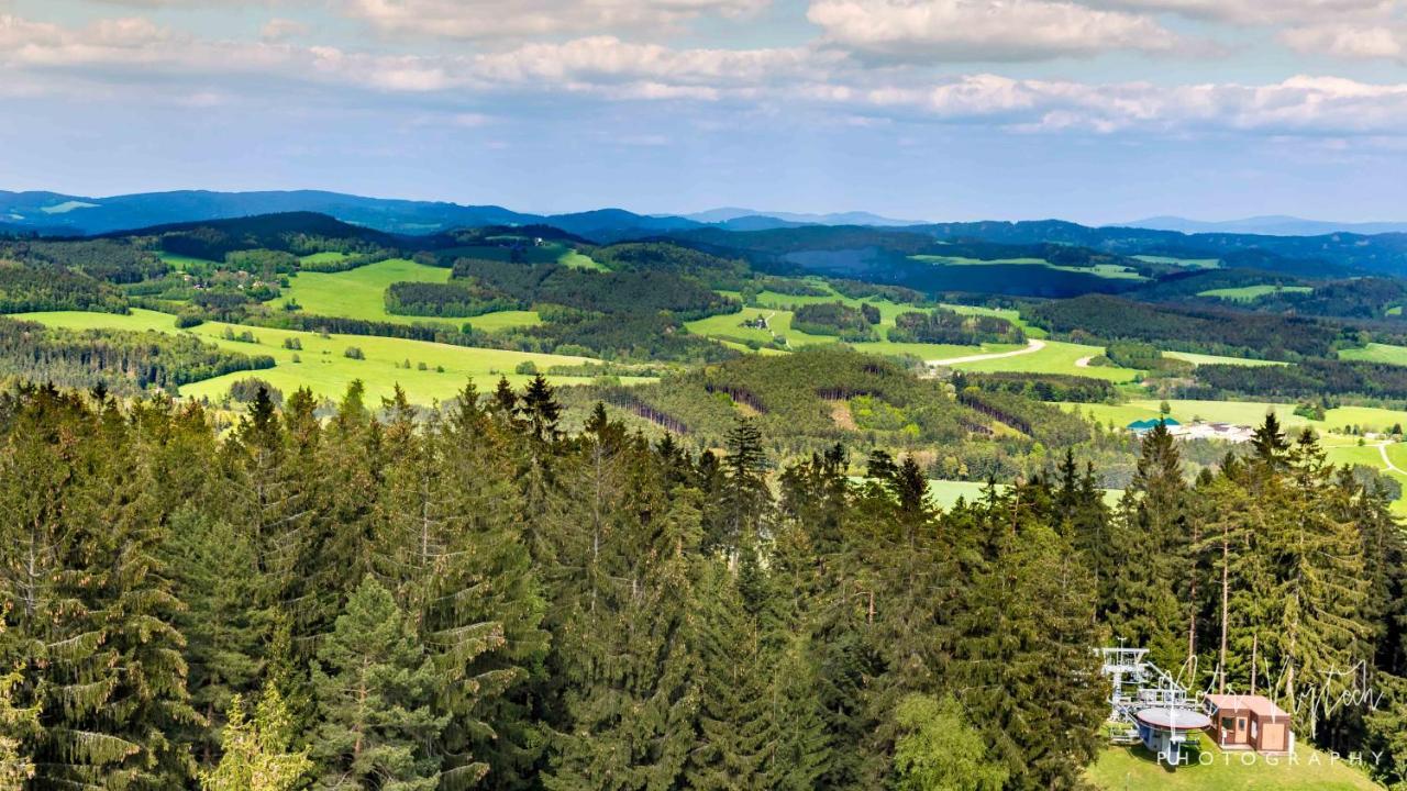 Apartman Na Lipne Frymburk Eksteriør bilde