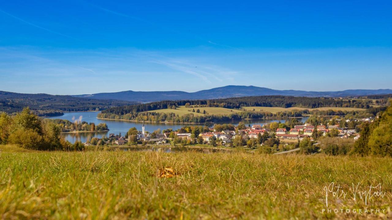 Apartman Na Lipne Frymburk Eksteriør bilde